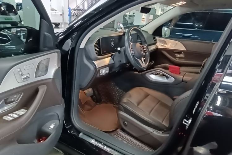 Used Mercedes-Benz GLE 2020 Restyled GLE 450 4MATIC Dynamic Edition Driver Seat