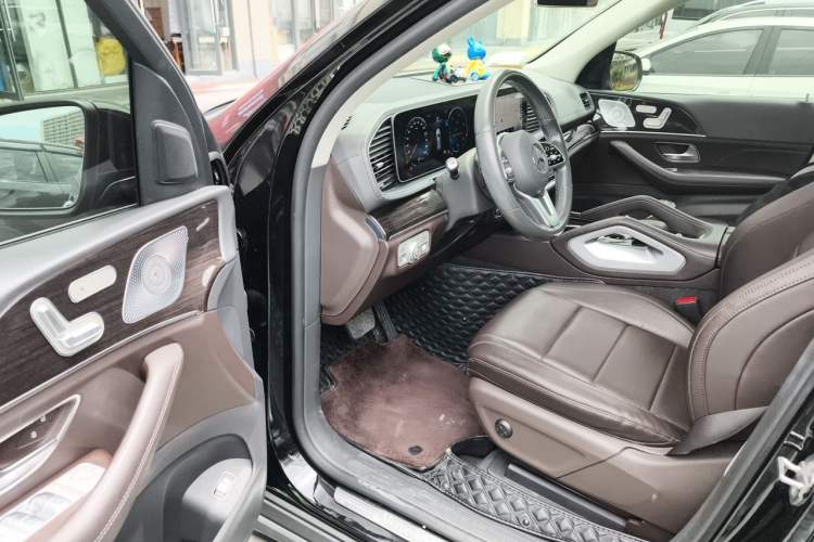 Used Mercedes-Benz GLE 2020 Restyled GLE 350 4MATIC Fashion Edition Driver Seat