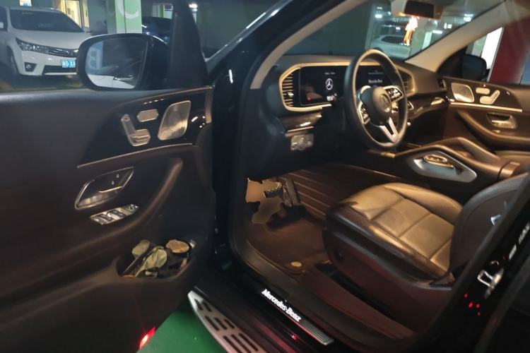 Used Mercedes-Benz GLE 2020 Restyled GLE 350 4MATIC Fashion Edition Driver Seat
