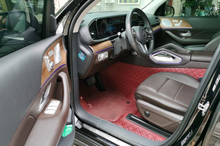 Used Mercedes-Benz GLE 2020 Facelifted GLE 350 4MATIC Luxury Edition Driver Seat