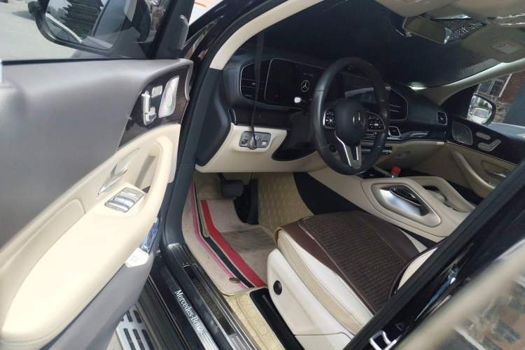 Used Mercedes-Benz GLE 2020 Restyled GLE 350 4MATIC Fashion Edition Driver Seat