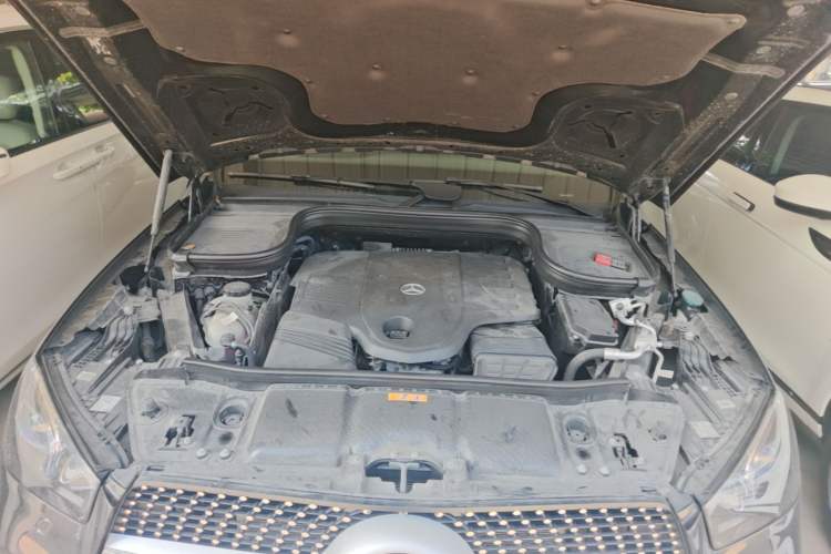 Used Mercedes-Benz GLE 2020 Restyled GLE 450 4MATIC Dynamic Edition Engine Bay