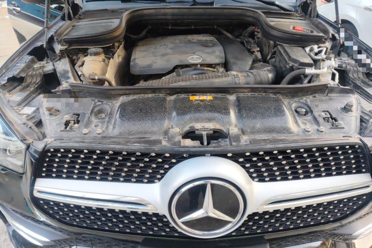 Used Mercedes-Benz GLE 2020 GLE 350 4MATIC Fashion Model Engine Bay