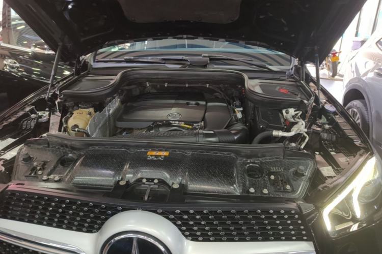 Used Mercedes-Benz GLE 2020 GLE 350 4MATIC Fashion Model Engine Bay
