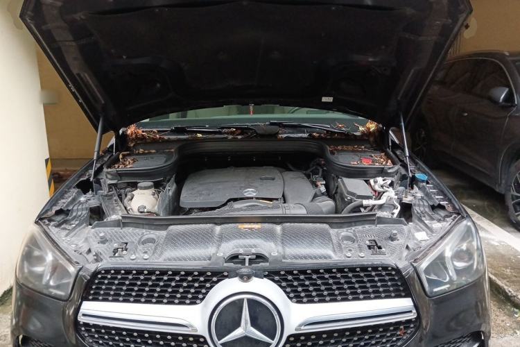 Used Mercedes-Benz GLE 2020 Restyled GLE 350 4MATIC Fashion Edition Engine Bay