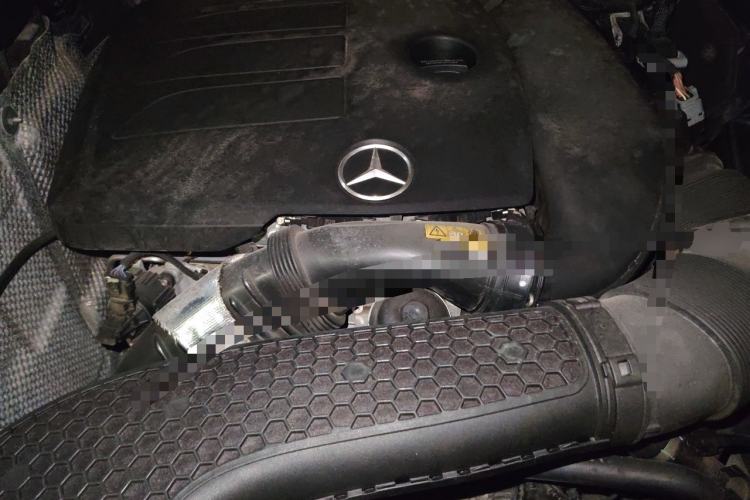 Used Mercedes-Benz GLE 2020 GLE 350 4MATIC Luxury Model Engine Bay