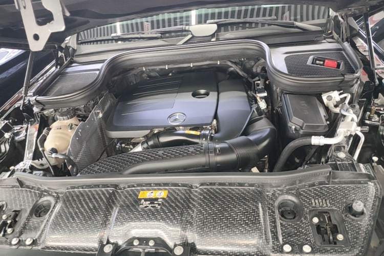 Used Mercedes-Benz GLE 2020 GLE 350 4MATIC Dynamic Edition Engine Bay
