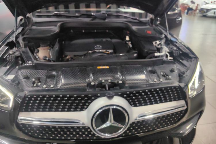 Used Mercedes-Benz GLE 2020 Restyled GLE 350 4MATIC Fashion Edition Engine Bay