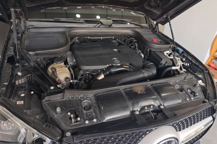 Used Mercedes-Benz GLE 2020 Restyled GLE 350 4MATIC Fashion Edition Engine Bay