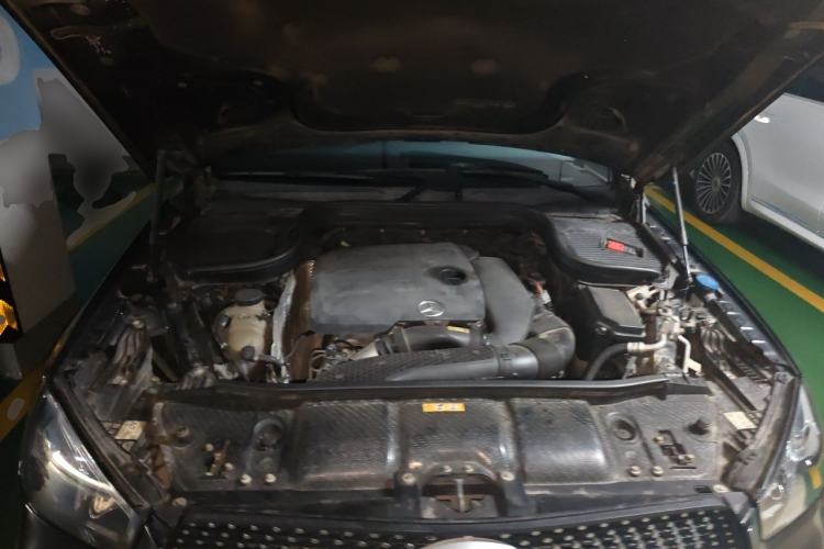 Used Mercedes-Benz GLE 2020 Restyled GLE 350 4MATIC Fashion Edition Engine Bay