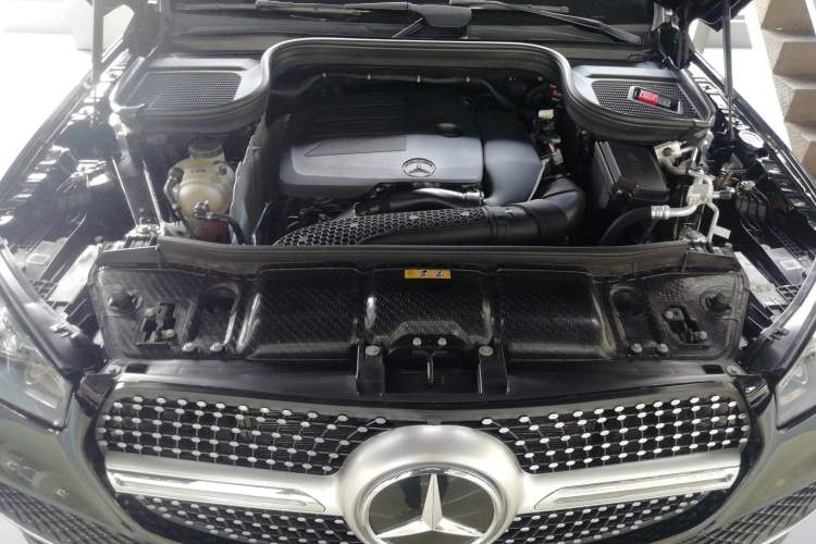 Used Mercedes-Benz GLE 2020 Restyled GLE 350 4MATIC Dynamic Edition Engine Bay
