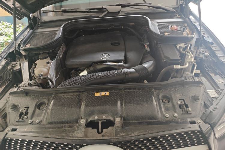 Used Mercedes-Benz GLE 2020 Restyled GLE 350 4MATIC Fashion Edition Engine Bay