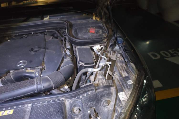 Used Mercedes-Benz GLE 2020 Restyled GLE 350 4MATIC Fashion Edition Engine Bay Left