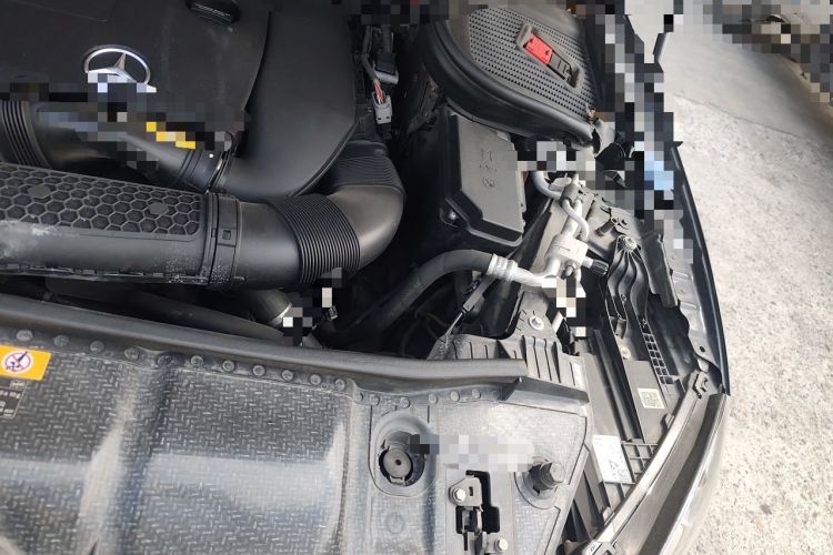 Used Mercedes-Benz GLE 2020 GLE 350 4MATIC Fashion Model Engine Bay Left