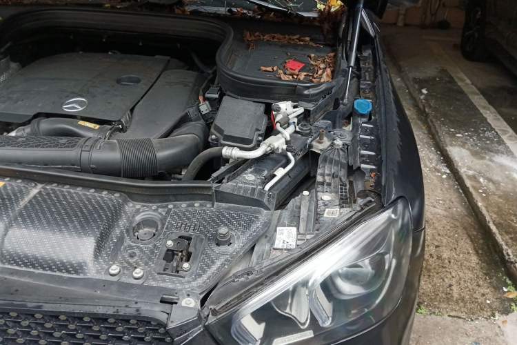Used Mercedes-Benz GLE 2020 Restyled GLE 350 4MATIC Fashion Edition Engine Bay Left