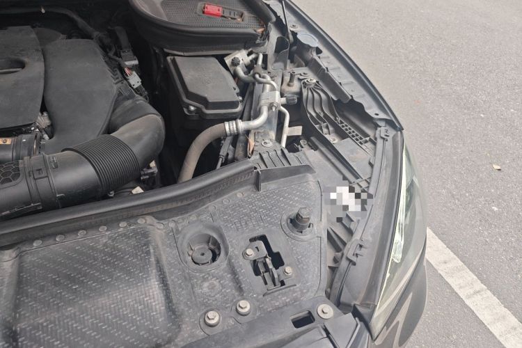 Used Mercedes-Benz GLE 2020 Restyled GLE 350 4MATIC Fashion Edition Engine Bay Left