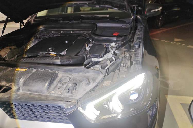Used Mercedes-Benz GLE 2020 GLE 350 4MATIC Fashion Model Engine Bay Left