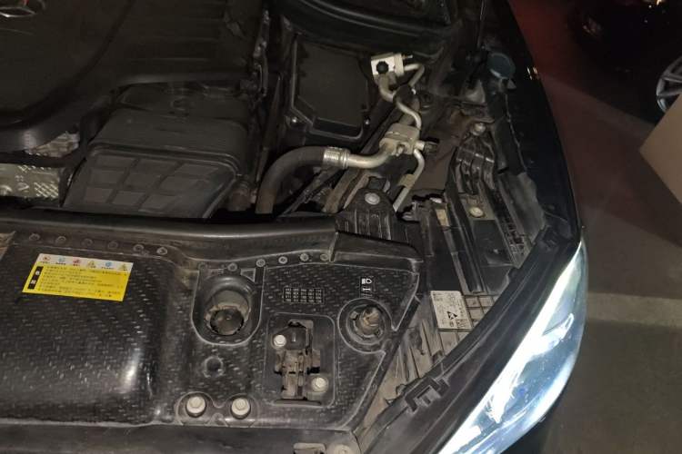 Used Mercedes-Benz GLE 2020 Restyled GLE 450 4MATIC Dynamic Edition Engine Bay Left