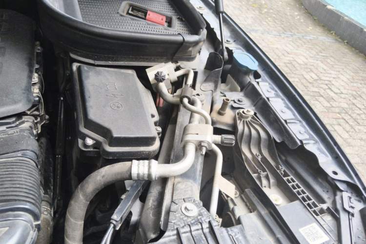 Used Mercedes-Benz GLE 2020 Restyled GLE 450 4MATIC Luxury Edition Engine Bay Left