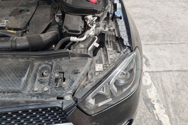Used Mercedes-Benz GLE 2020 Restyled GLE 350 4MATIC Fashion Edition Engine Bay Left