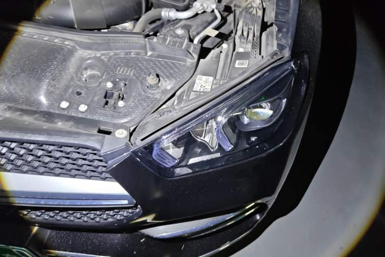 Used Mercedes-Benz GLE 2020 Facelifted GLE 350 4MATIC Luxury Edition Engine Bay Left