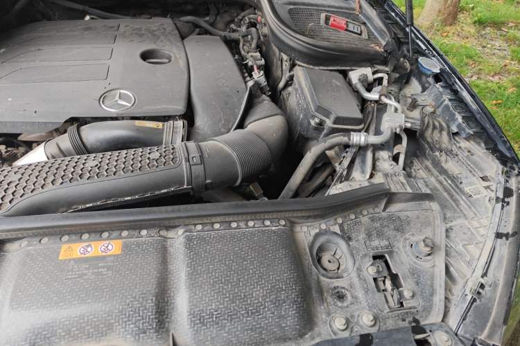 Used Mercedes-Benz GLE 2020 GLE 350 4MATIC Fashion Model Engine Bay Left