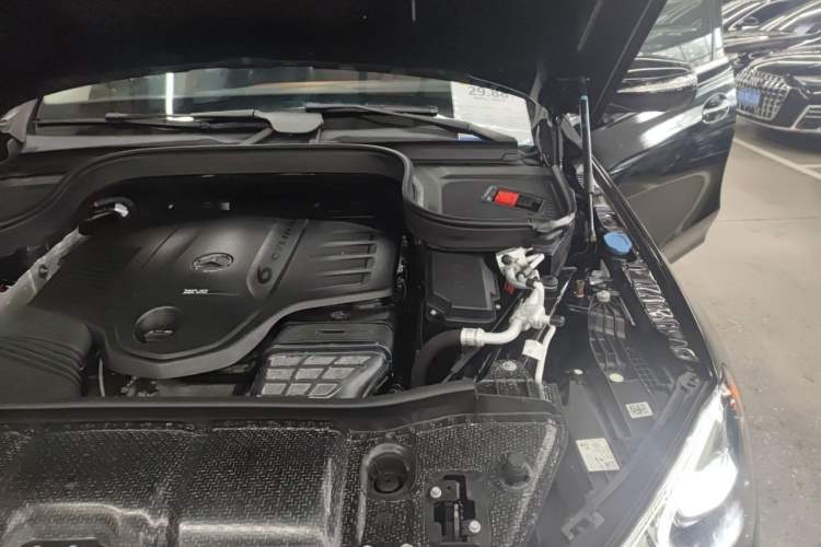 Used Mercedes-Benz GLE 2020 Facelifted GLE 450 4MATIC Stylish Edition Engine Bay Left