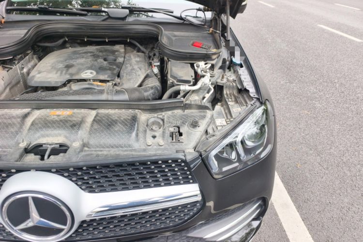 Used Mercedes-Benz GLE 2020 GLE 350 4MATIC Luxury Model Engine Bay Left