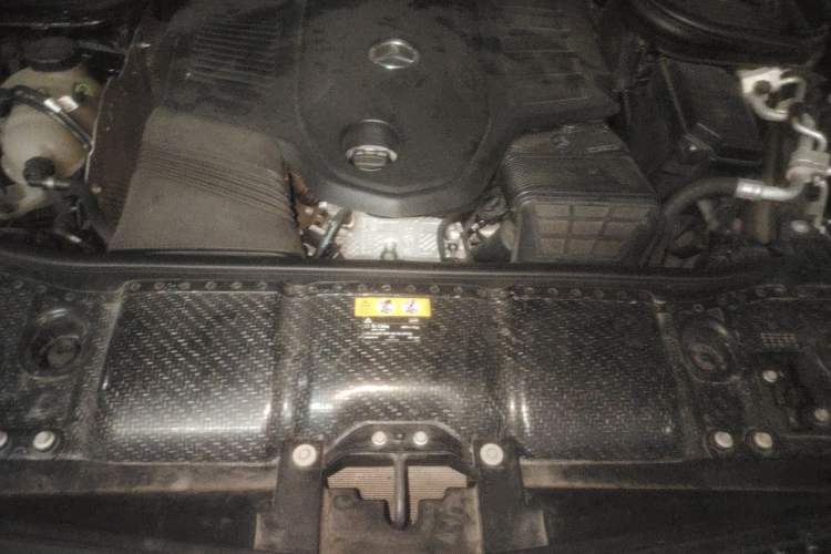Used Mercedes-Benz GLE 2020 GLE 450 4MATIC Stylish Model Engine Bay