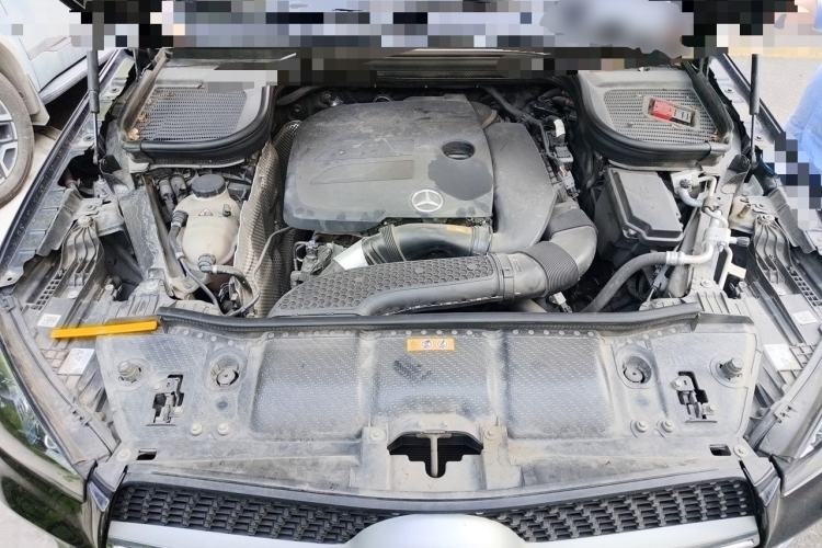 Used Mercedes-Benz GLE 2020 Second Facelift GLE 350 4MATIC Stylish Version Engine Bay