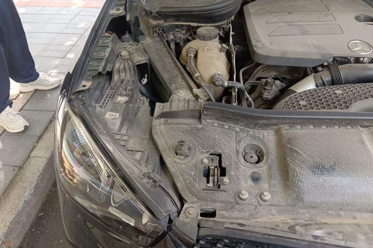 Used Mercedes-Benz GLE 2020 Restyled GLE 350 4MATIC Fashion Edition Engine Bay Right