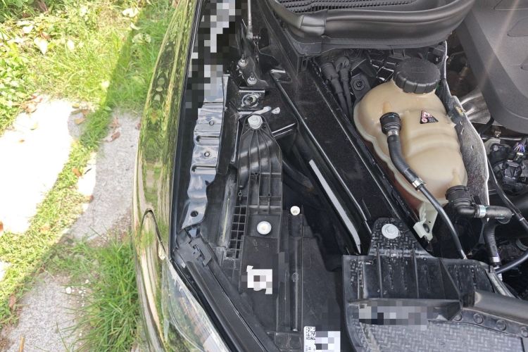 Used Mercedes-Benz GLE 2020 GLE 350 4MATIC Dynamic Edition Engine Bay Right