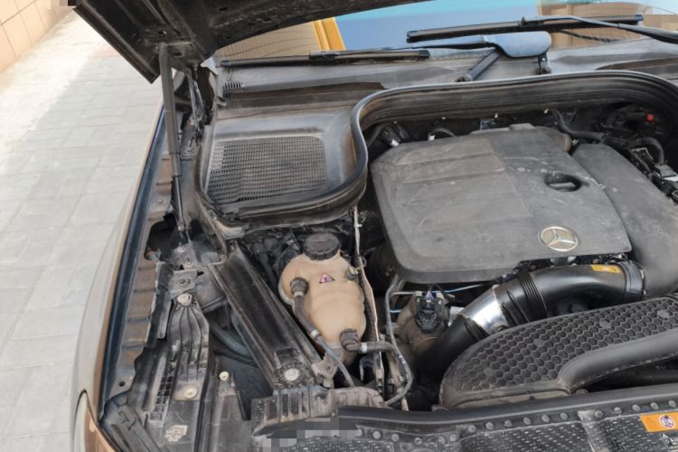 Used Mercedes-Benz GLE 2020 Restyled GLE 350 4MATIC Fashion Edition Engine Bay Right