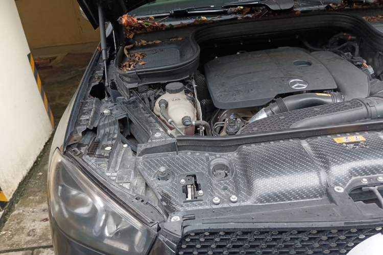 Used Mercedes-Benz GLE 2020 Restyled GLE 350 4MATIC Fashion Edition Engine Bay Right