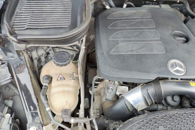 Used Mercedes-Benz GLE 2020 GLE 350 4MATIC Dynamic Edition Engine Bay Right
