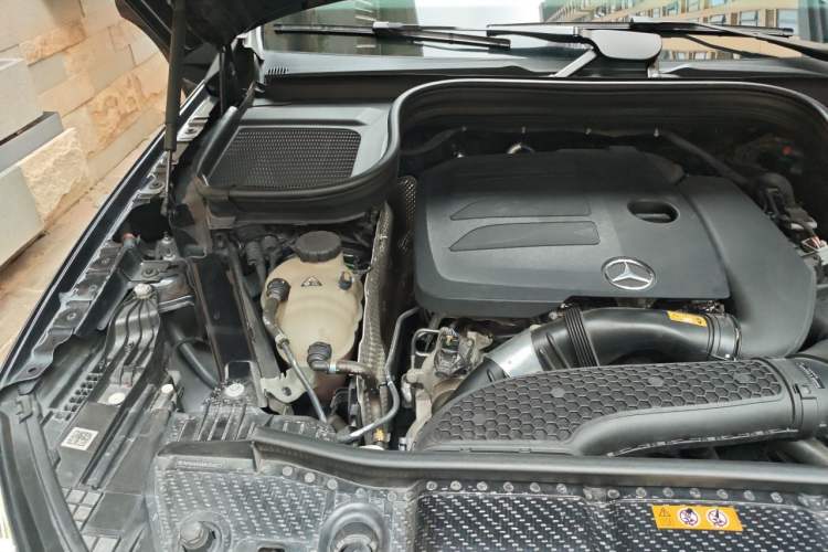 Used Mercedes-Benz GLE 2020 Restyled GLE 350 4MATIC Fashion Edition Engine Bay Right