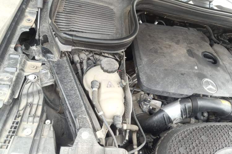 Used Mercedes-Benz GLE 2020 Restyled GLE 350 4MATIC Fashion Edition Engine Bay Right