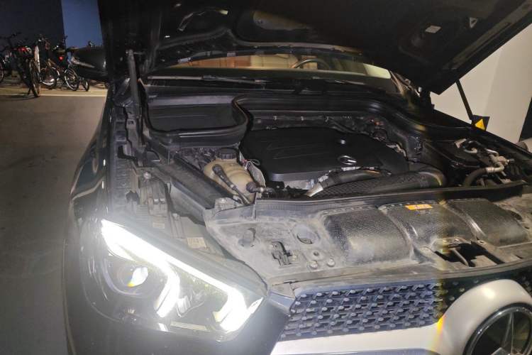 Used Mercedes-Benz GLE 2020 GLE 350 4MATIC Fashion Model Engine Bay Right
