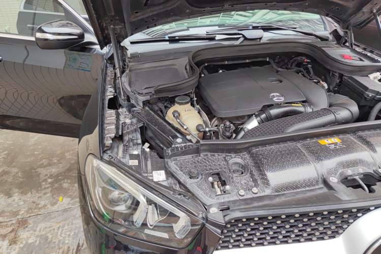 Used Mercedes-Benz GLE 2020 GLE 350 4MATIC Fashion Model Engine Bay Right
