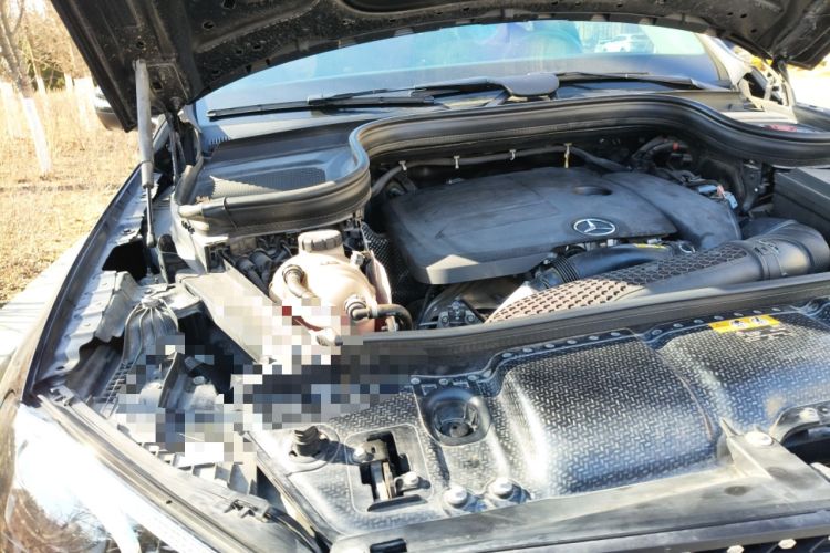 Used Mercedes-Benz GLE 2020 GLE 350 4MATIC Luxury Model Engine Bay Right