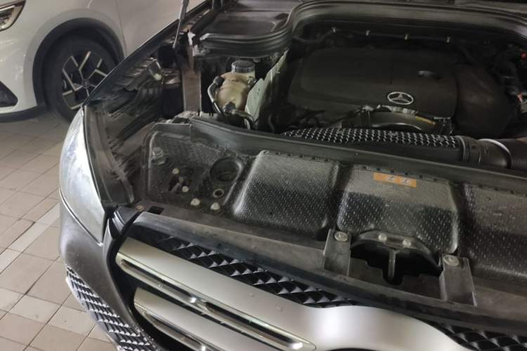 Used Mercedes-Benz GLE 2020 GLE 350 4MATIC Fashion Model Engine Bay Right