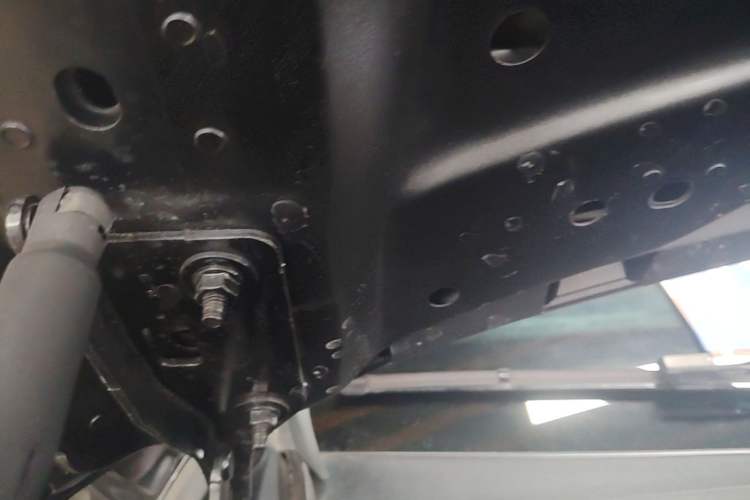 Used Mercedes-Benz GLE  Engine Bay Right