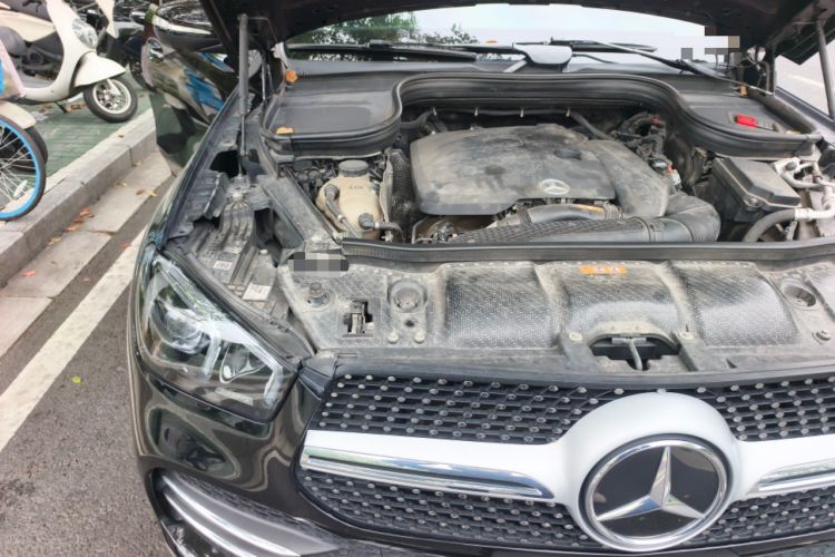 Used Mercedes-Benz GLE 2020 GLE 350 4MATIC Luxury Model Engine Bay Right