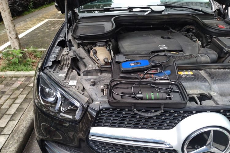 Used Mercedes-Benz GLE 2020 GLE 350 4MATIC Fashion Model Engine Bay Right