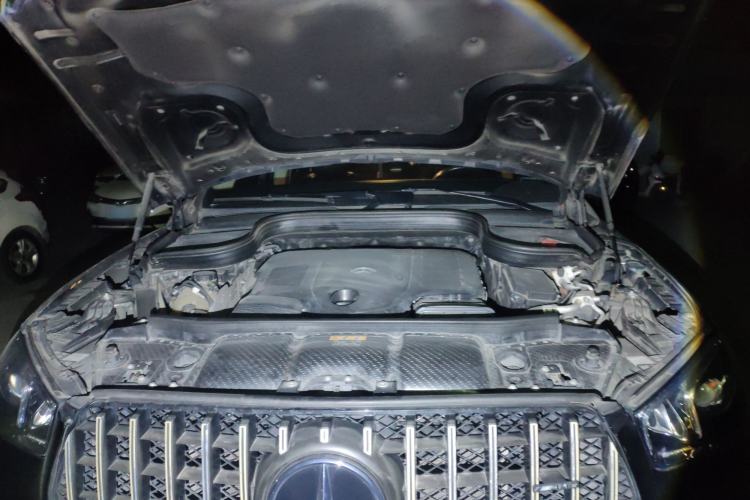 Used Mercedes-Benz GLE 2020 Facelifted GLE 450 4MATIC Stylish Edition Engine Bay