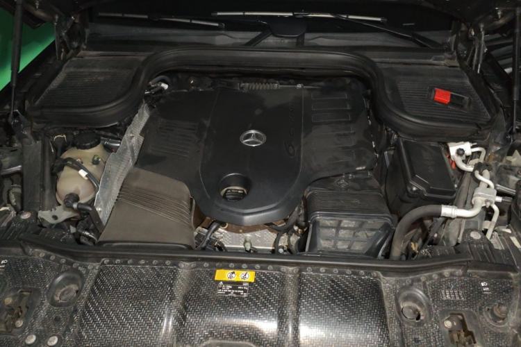 Used Mercedes-Benz GLE 2020 GLE 450 4MATIC Stylish Model Engine Bay