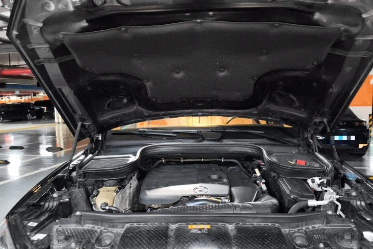 Used Mercedes-Benz GLE 2020 Restyled GLE 350 4MATIC Fashion Edition Engine Bay