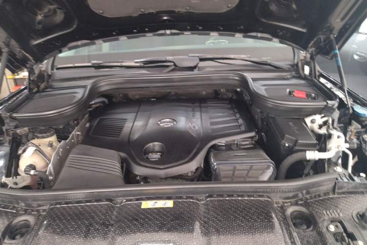 Used Mercedes-Benz GLE 2020 Restyled GLE 450 4MATIC Dynamic Edition Engine Bay