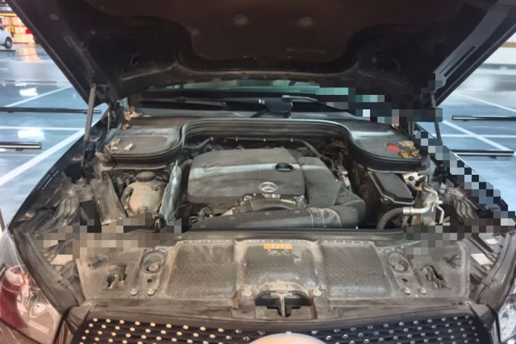 Used Mercedes-Benz GLE 2020 Restyled GLE 350 4MATIC Fashion Edition Engine Bay
