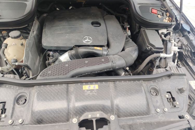 Used Mercedes-Benz GLE 2020 GLE 350 4MATIC Fashion Model Engine Bay